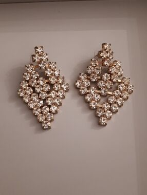 Gold-Tone Crystal Cluster Drop Earrings - Elegant Women's Costume Jewelry